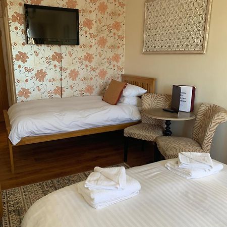 Parkview Guesthouse Cambridge  Bagian luar foto