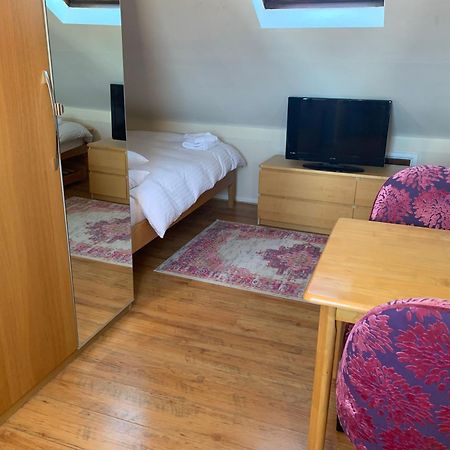 Parkview Guesthouse Cambridge  Bagian luar foto