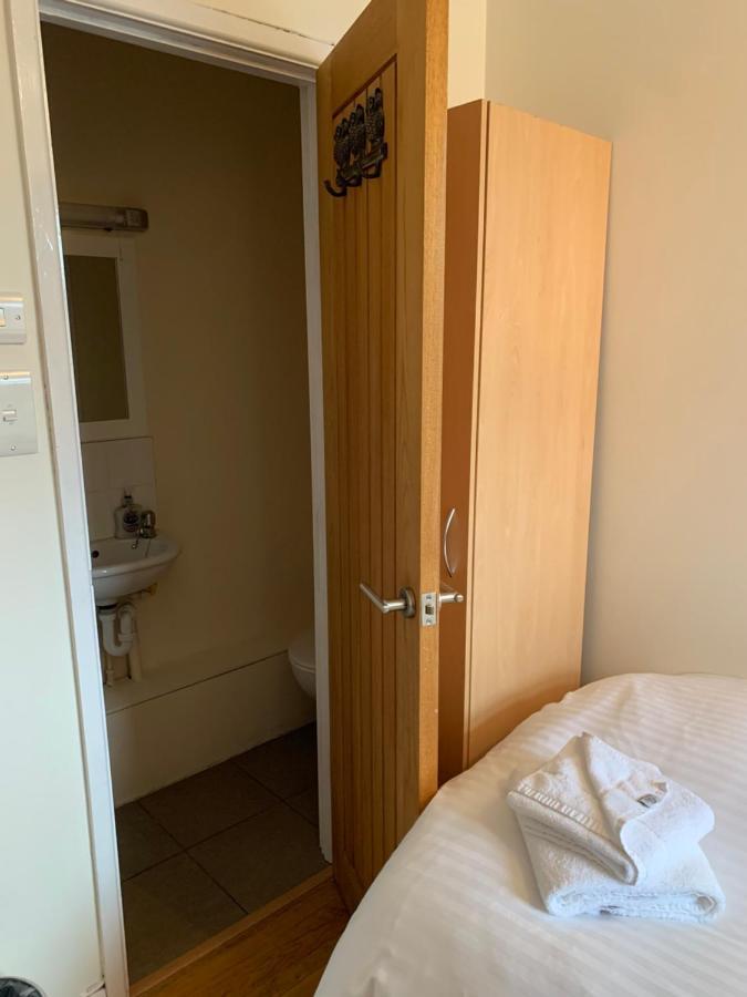 Parkview Guesthouse Cambridge  Bagian luar foto