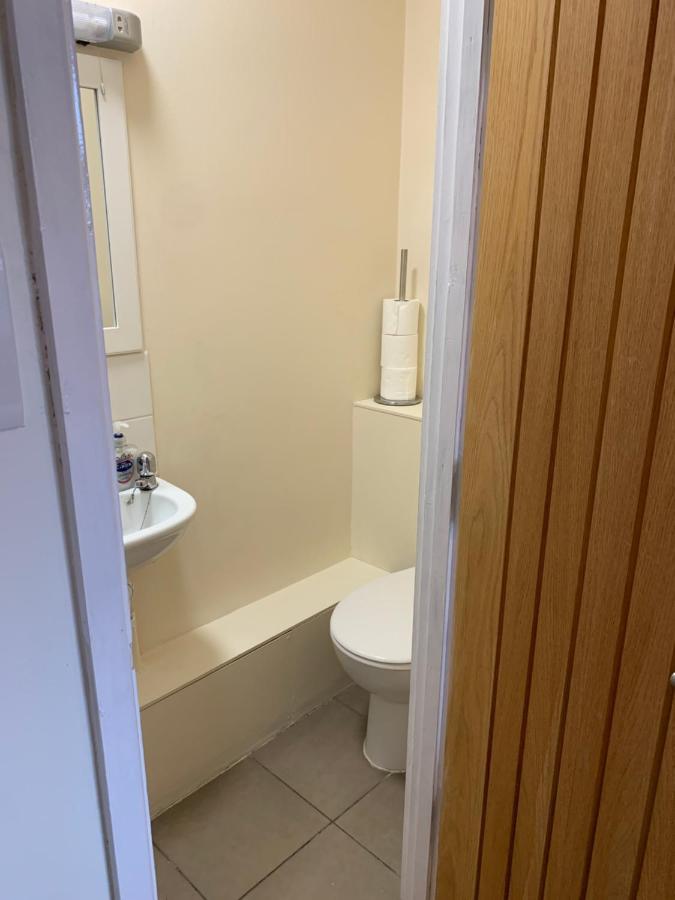 Parkview Guesthouse Cambridge  Bagian luar foto