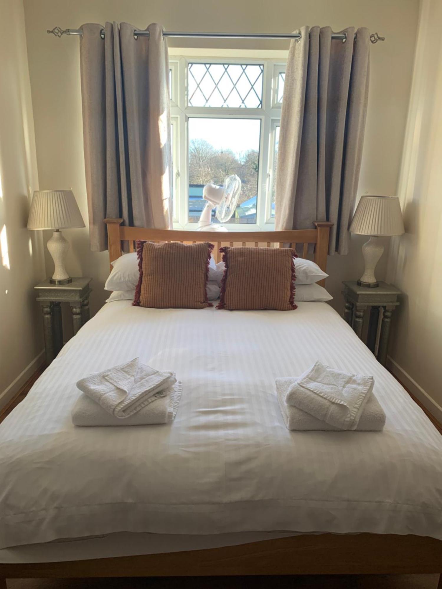Parkview Guesthouse Cambridge  Bagian luar foto
