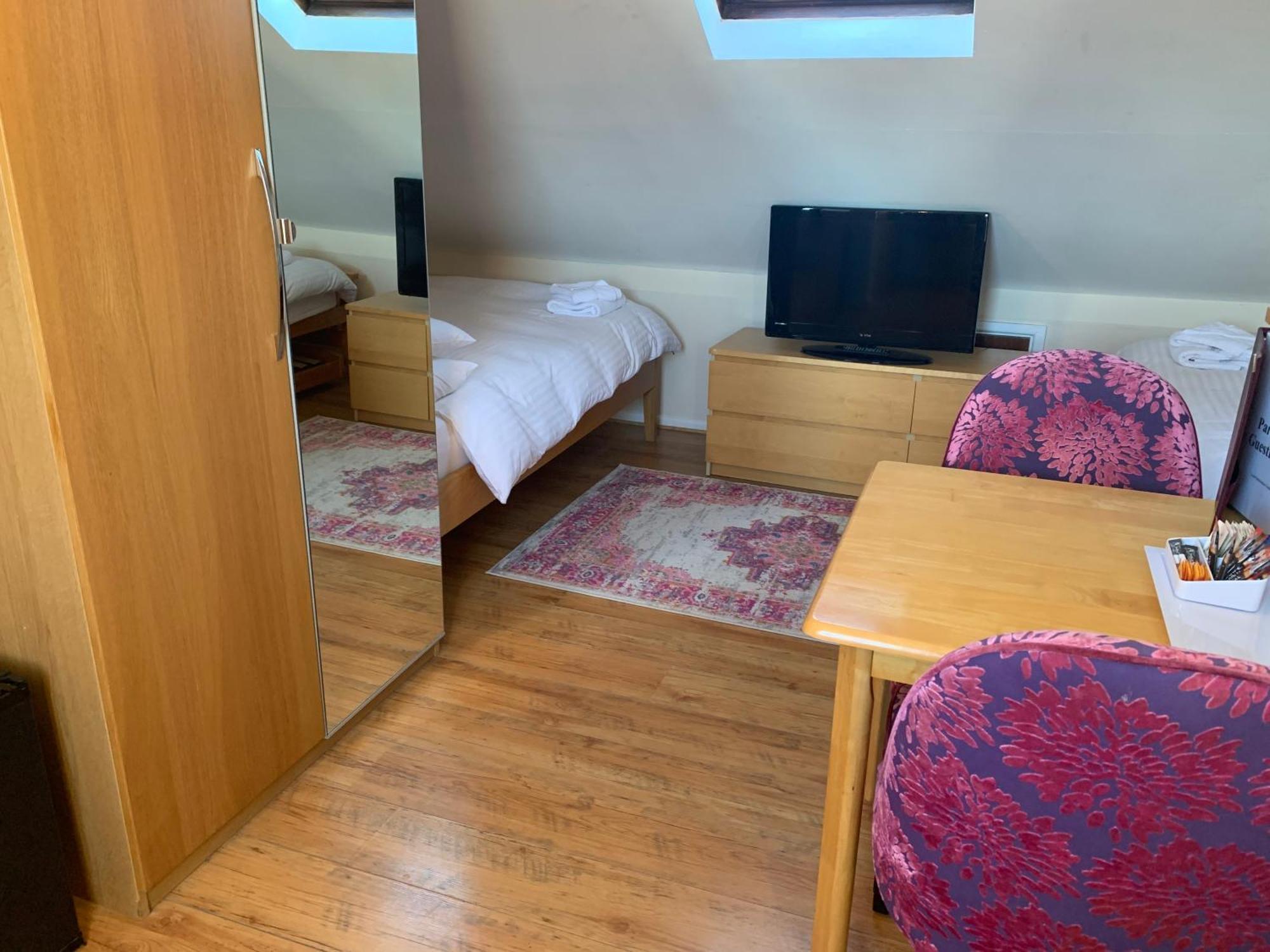 Parkview Guesthouse Cambridge  Bagian luar foto