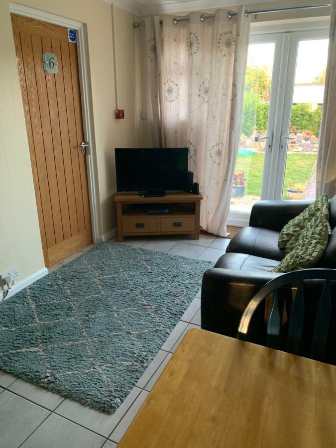 Parkview Guesthouse Cambridge  Bagian luar foto